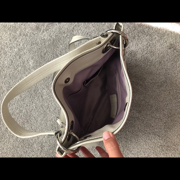 Coach shoulder bag - Picture 2 of 5